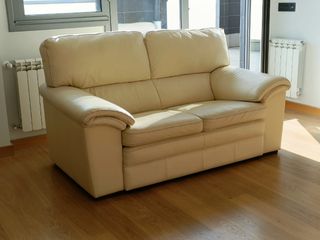 Sofá Granfort Beige Piel