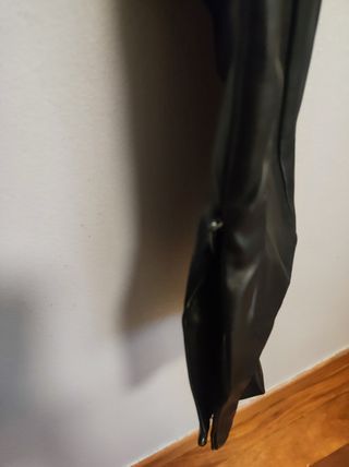 Pantalón polipiel negro