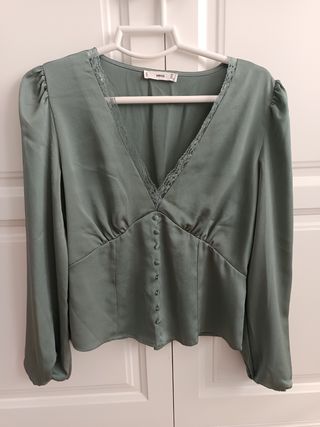Blusa MNG verde oscuro talla M