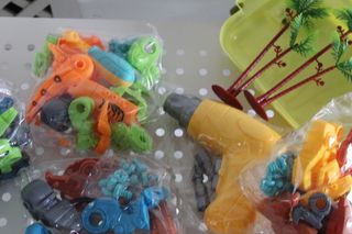 Set costruzione dinosauri KRUZZEL