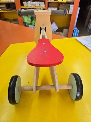 Triciclo in legno senza pedali Lidl