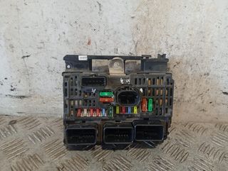 CAJA RELES / FUSIBLES CITROEN C4 BERLINA