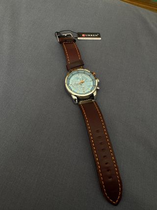 RELOJ CURREN CUERO NUEVO