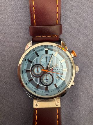 RELOJ CURREN CUERO NUEVO