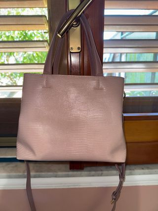 Borsa rosa con tracolla