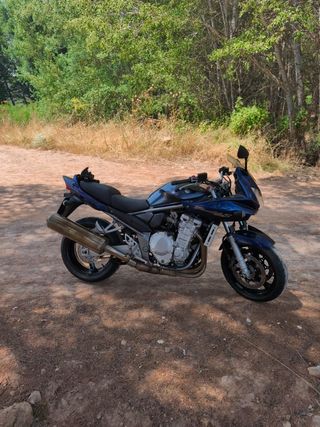 Suzuki Bandit 1250 ABS falla en altas