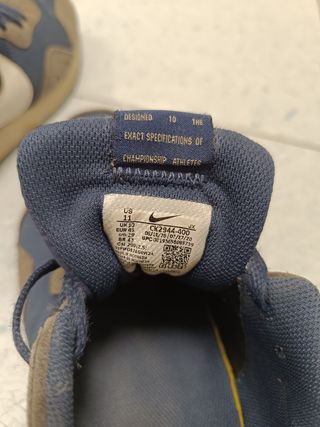 Zapatillas Nike Azul.