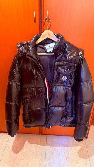 Anorak Moncler Negro Brillante
