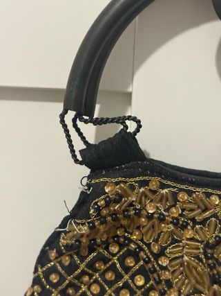 Bolso de fiesta con abalorios