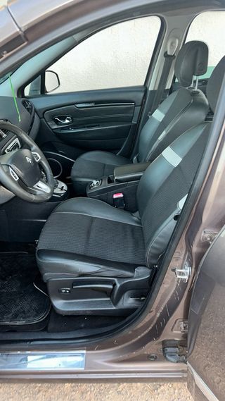 Renault Scenic 2012