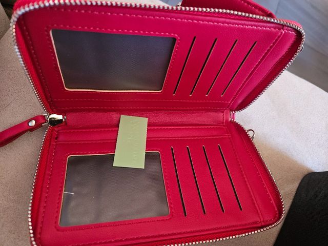 Borsa da donna con custodia per cellulare. Re Magi.