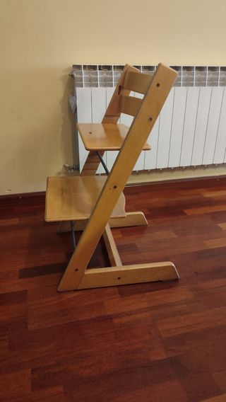 Trona Stokke de madera