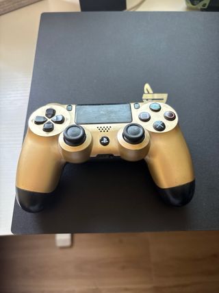 PS4 PRO EN BUEN ESTADO 1TB