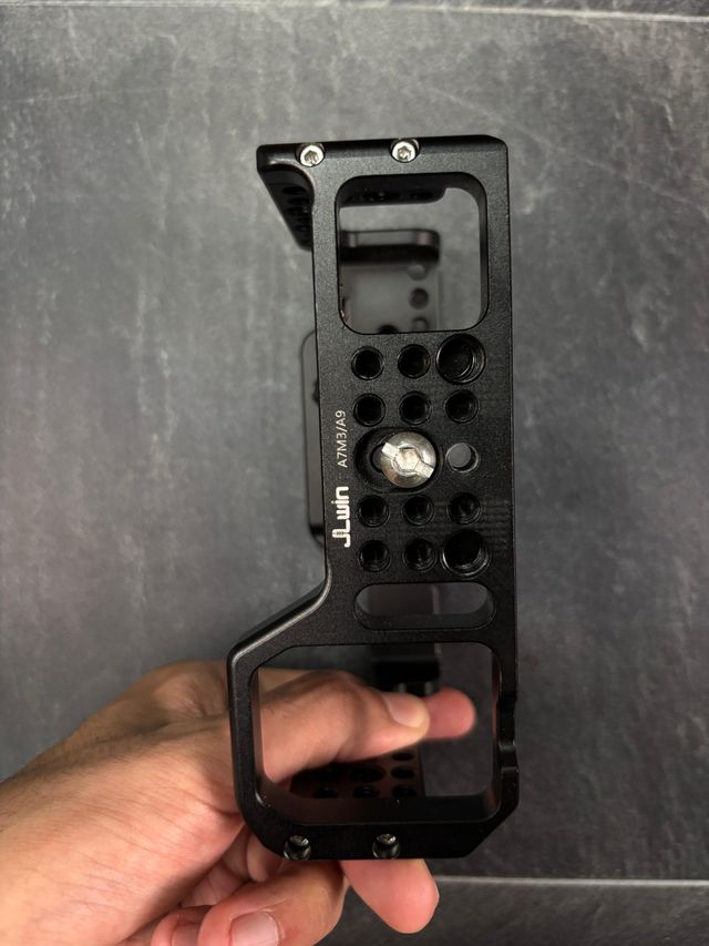 Cámara Sony a7 III + Cage JLwin + Cable Smallrig