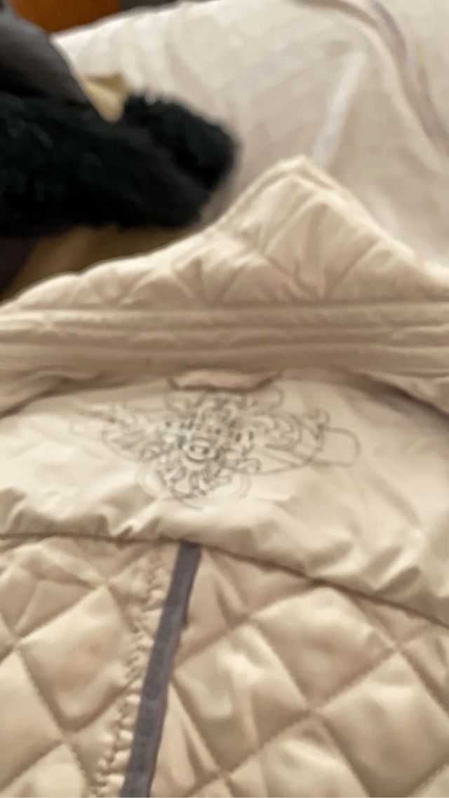 Traje de montar a caballo beige