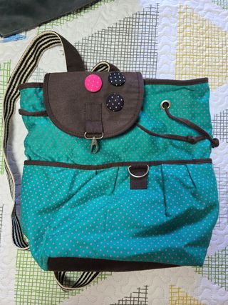Mochila juvenil con lunares
