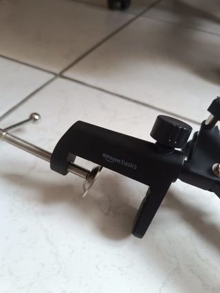Microfono Razer con asta da scrivania inclusa