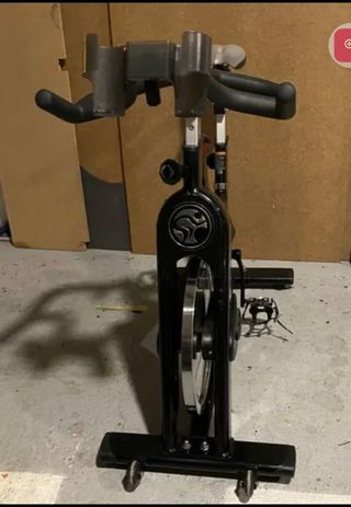 Bicicleta Estática Tomahawk