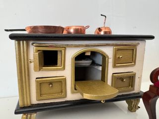 Cocina y Silla Muñecas Miniatura