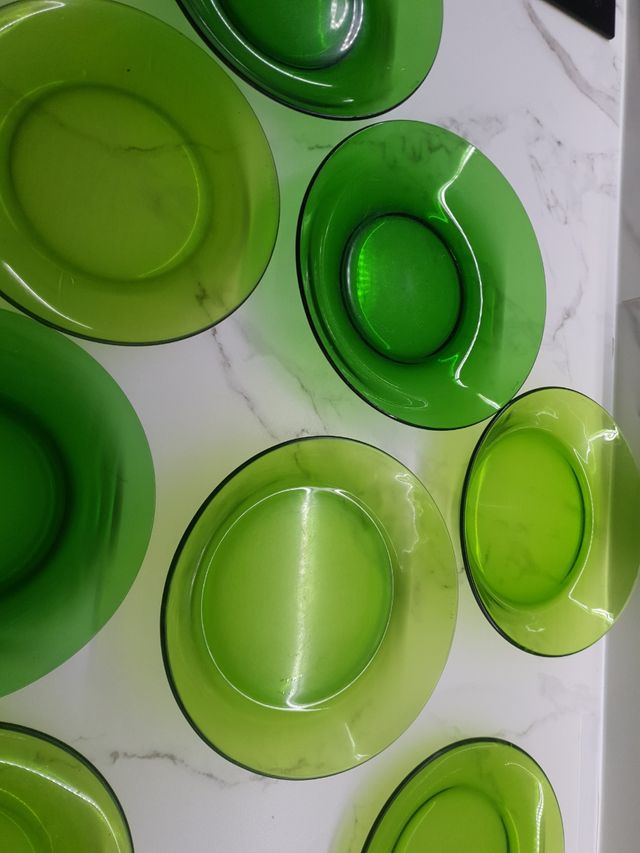 Juego de 7 Platos Verdes Antiguos