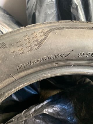 4 Cubiertas Bridgestone 225/50 R17