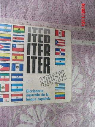 DICCIONARIOS DE ESPAÑOL A 2€ CADA FOTO