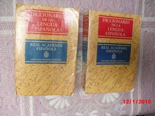 DICCIONARIOS DE ESPAÑOL A 2€ CADA FOTO