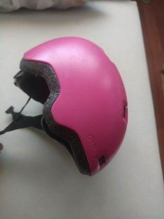 Casco de bicicleta rosa