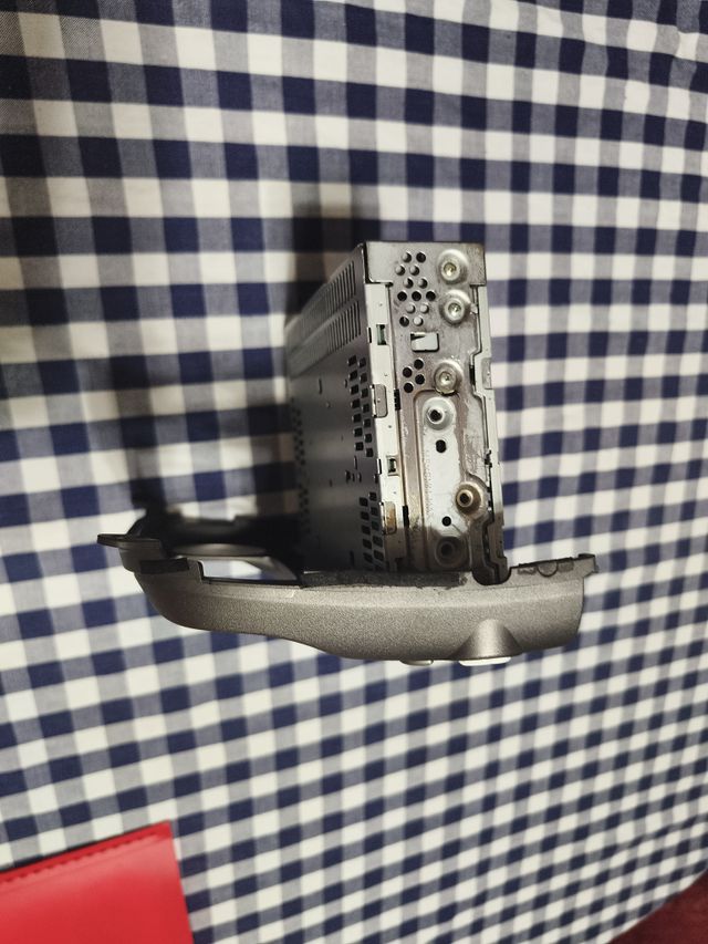 Radio CD original Nissan Almera (N16)