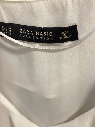 Blusa Zara Blanca con Volantes