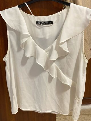 Blusa Zara Blanca con Volantes