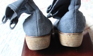 Botines camperos serraje azul