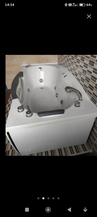 Bañera Hidromasaje Jacuzzi Blanca
