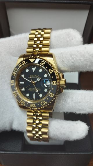 Reloj Seiko Mod GMT-Master II Bruce Wayne Dorado