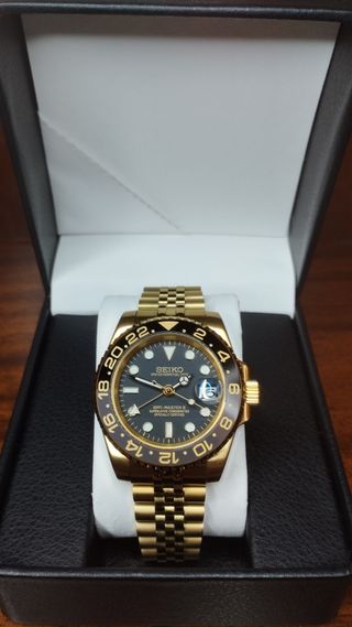 Reloj Seiko Mod GMT-Master II Bruce Wayne Dorado