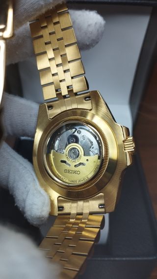 Reloj Seiko Mod GMT-Master II Bruce Wayne Dorado