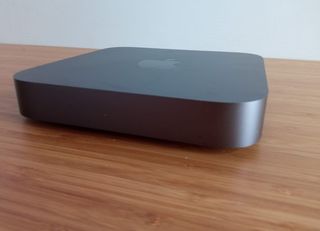Mac Mini i5 3,0Ghz (6 nuc), 64GB RAM, SSD 256GB
