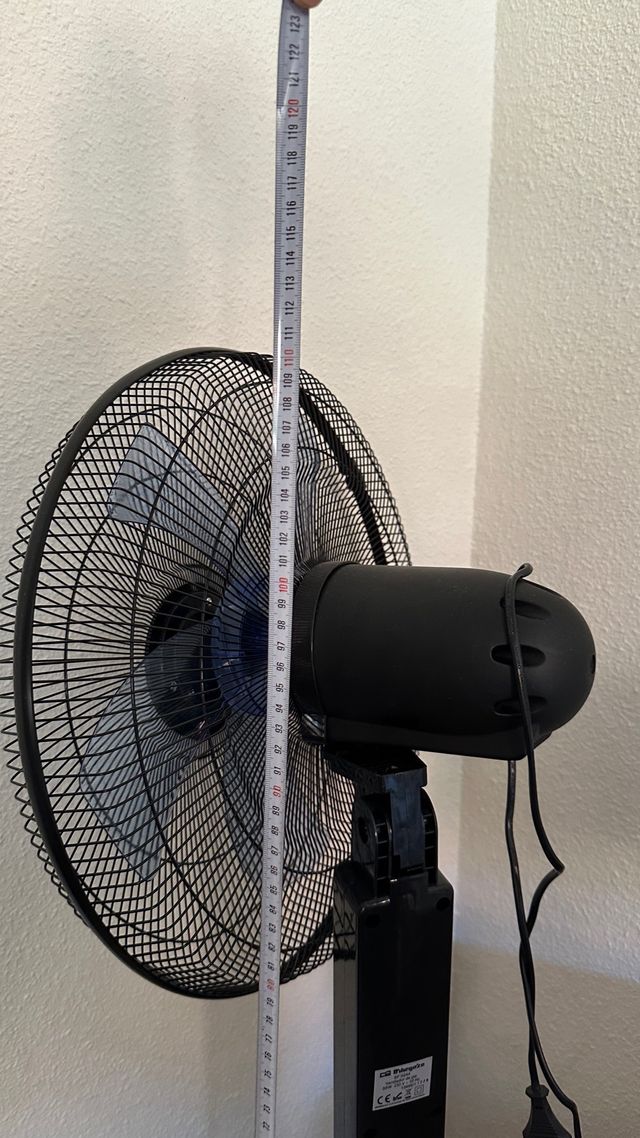 Ventilatore da appoggio nero