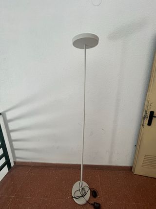 Lámpara de pie LED blanca