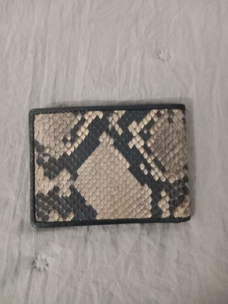 Portafoglio effetto pitone beige e grigio