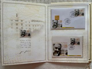 2 Cartelle Francobolli Padre Pio