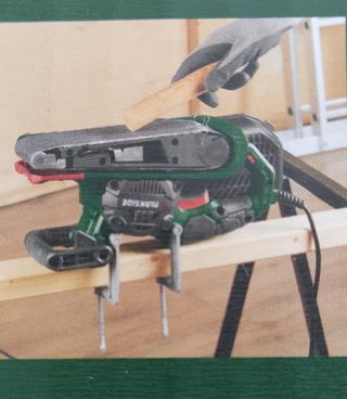 Lijadora de banda Parkside PBSD 900 A2