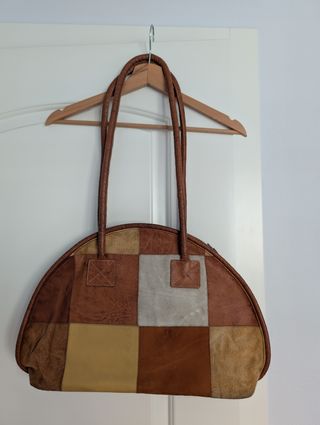 Bolso de piel con doble asa