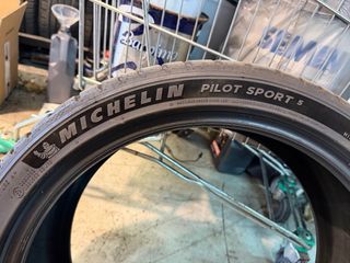 Neumáticos Michelin Pilot Sport 5 225/40R19 93Y