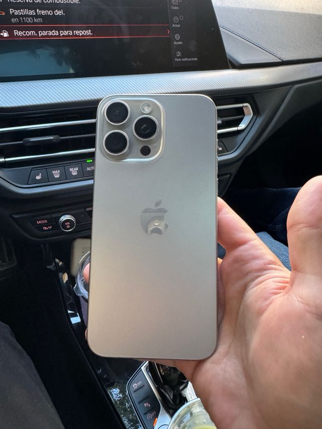 iPhone 15 Pro Max 256 GB
