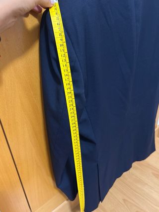 Traje de chaqueta azul oscuro