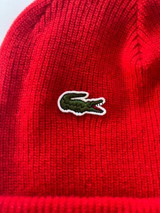 Gorro Lacoste rojo – Nuevo con etiqueta