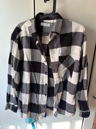 Camiseta Zara Cuadros Blanco y Negro