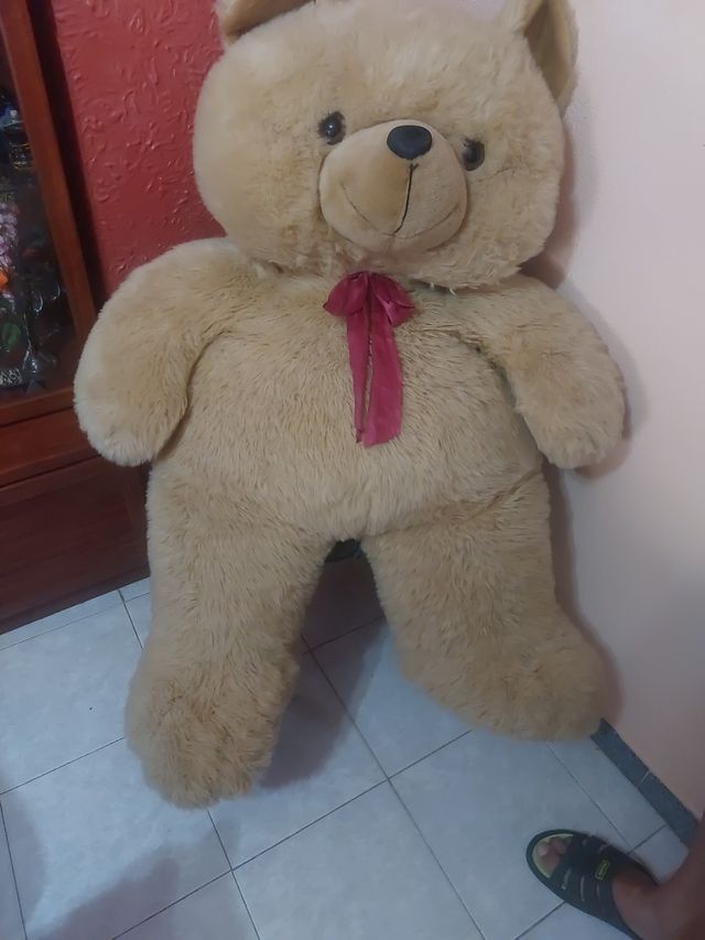 Oso de peluche gigante