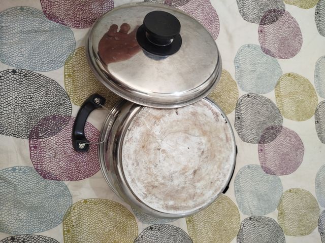 Olla de Acero Inoxidable con Tapa